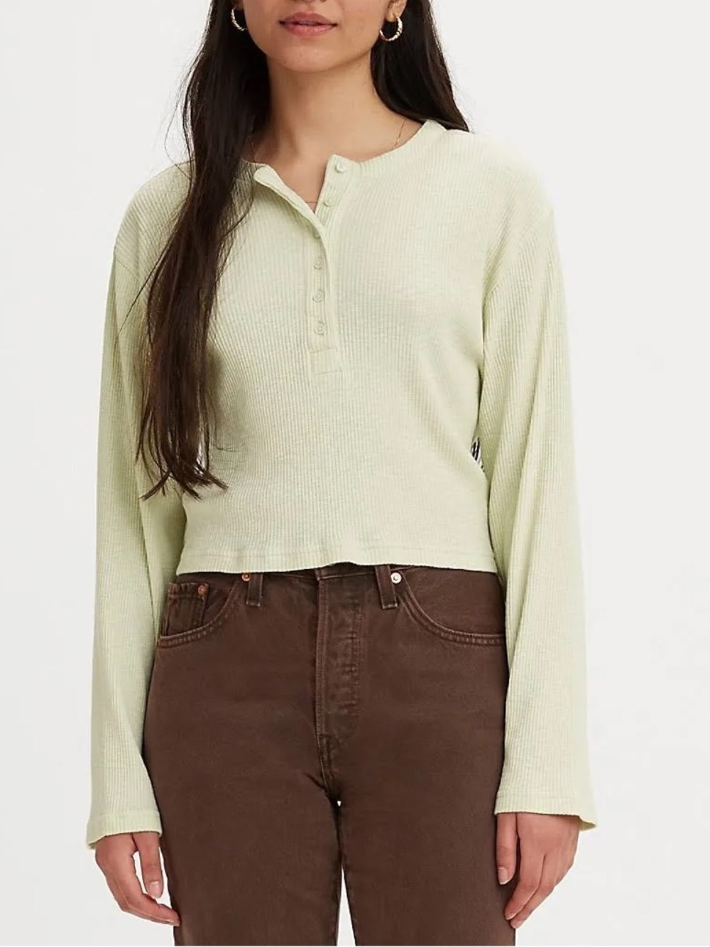 LEVI’S Sunbloom Henley in Meadow Mist Green